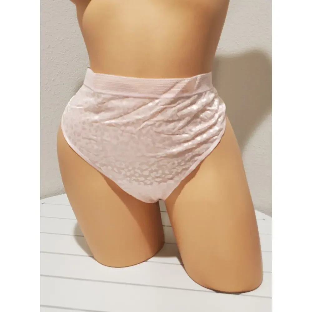 Secret Treasures photos thong lace